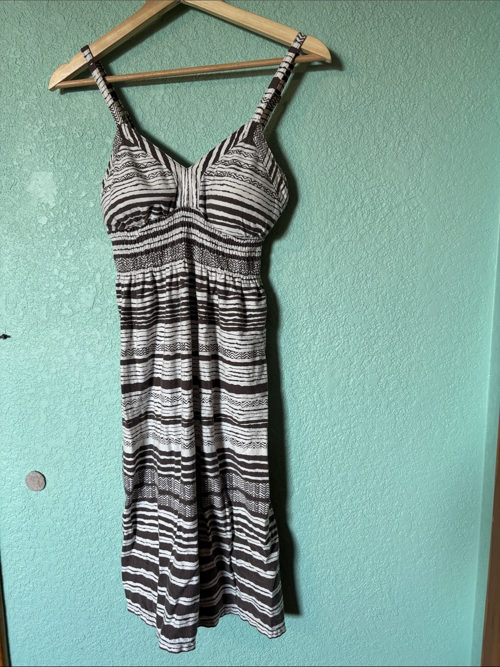 Athleta Women’s Striped Brown and White Spaghetti Strap Sundress Size Small Good